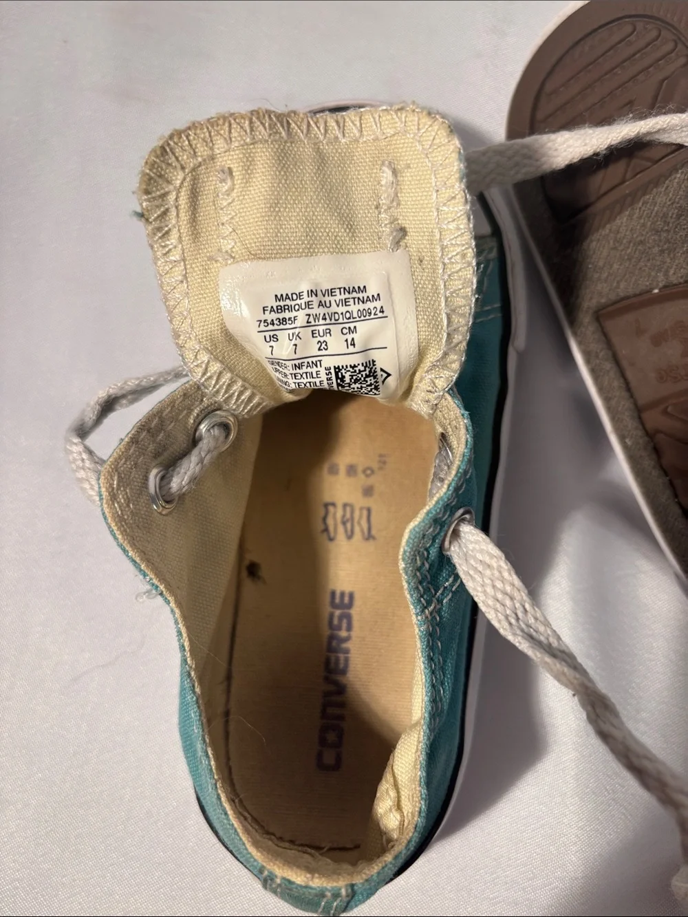Converse Kids Low-Top Sneakers in Teal and White